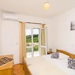 Dalmatian Gem - Two-bedroom With Terrace And Swimming Pool Vila Gruda