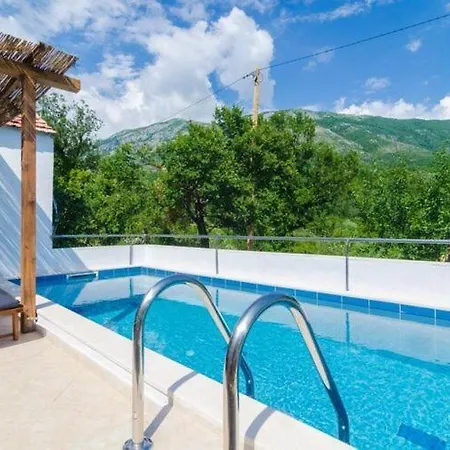 Dalmatian Gem - Two-bedroom With Terrace And Swimming Pool Villa Gruda