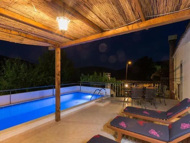 Dalmatian Gem - Two-bedroom With Terrace And Swimming Pool Villa