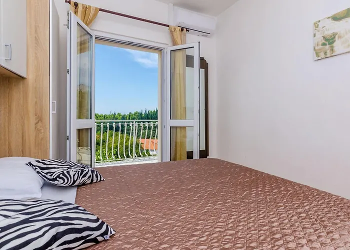 Dalmatian Gem - Two-bedroom With Terrace And Swimming Pool Villa